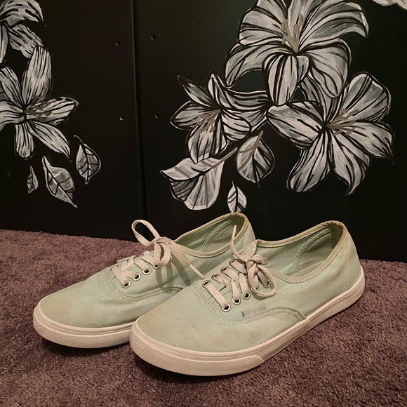 Vans Shoes - Picture 2 of 4